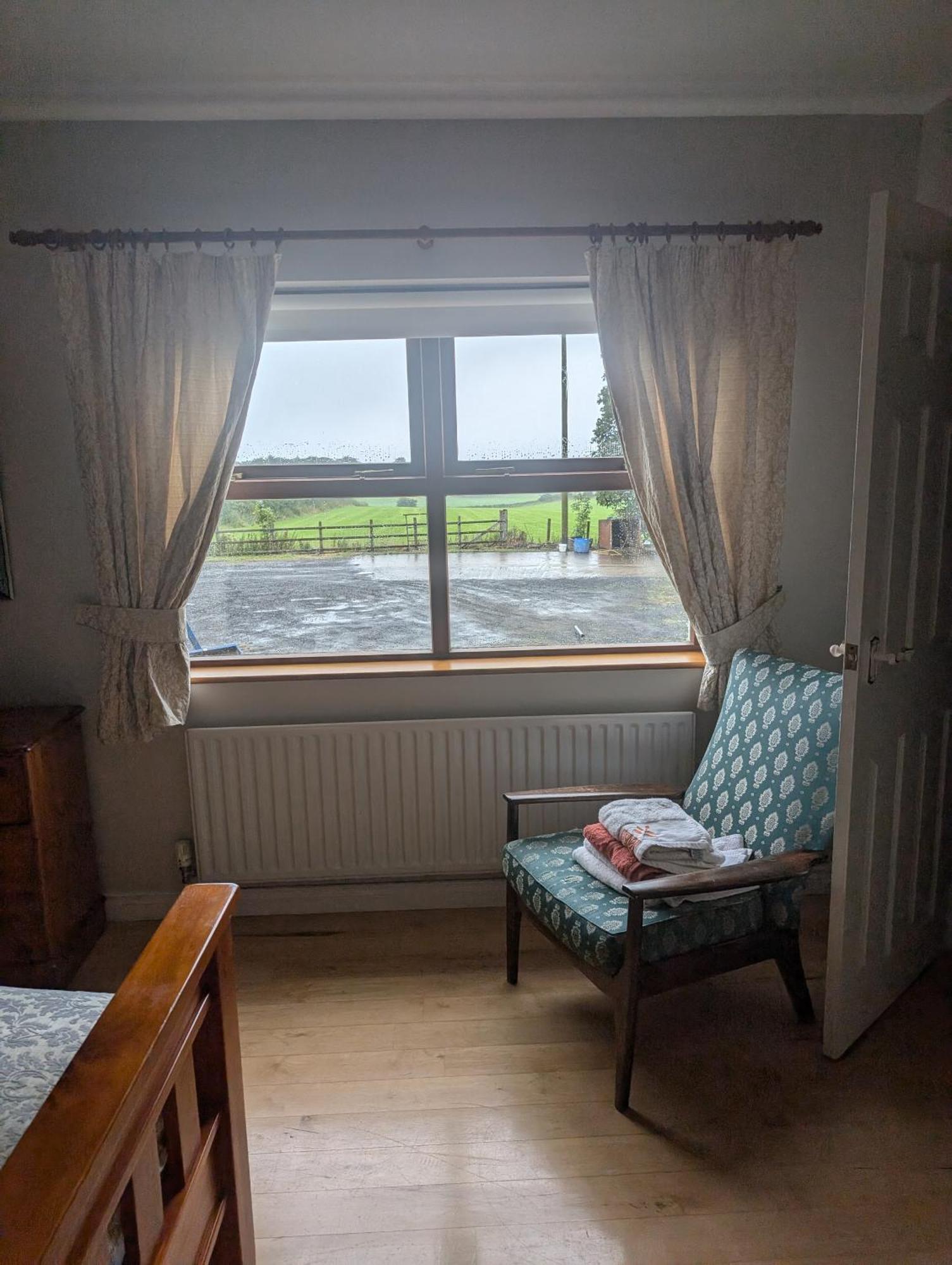 Clare House Bed & Breakfast Ballycastle Buitenkant foto